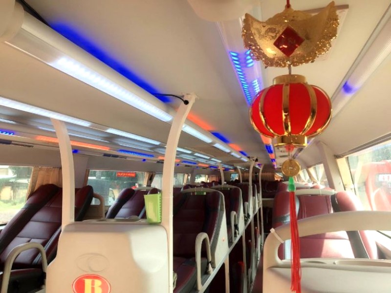 Không gian xe luôn sạch sẽ, thơm tho nhờ khử khuẩn và vệ sinh thường xuyên.